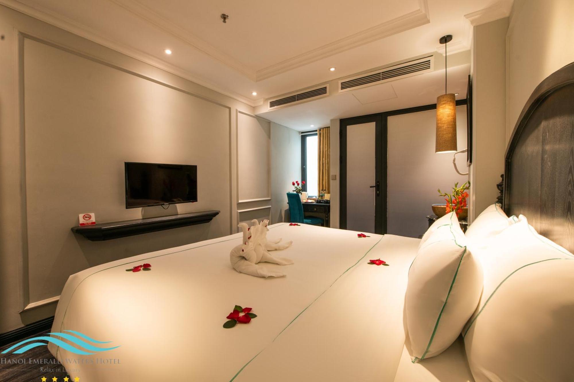 Hanoi Emerald Waters Hotel Valley Bagian luar foto