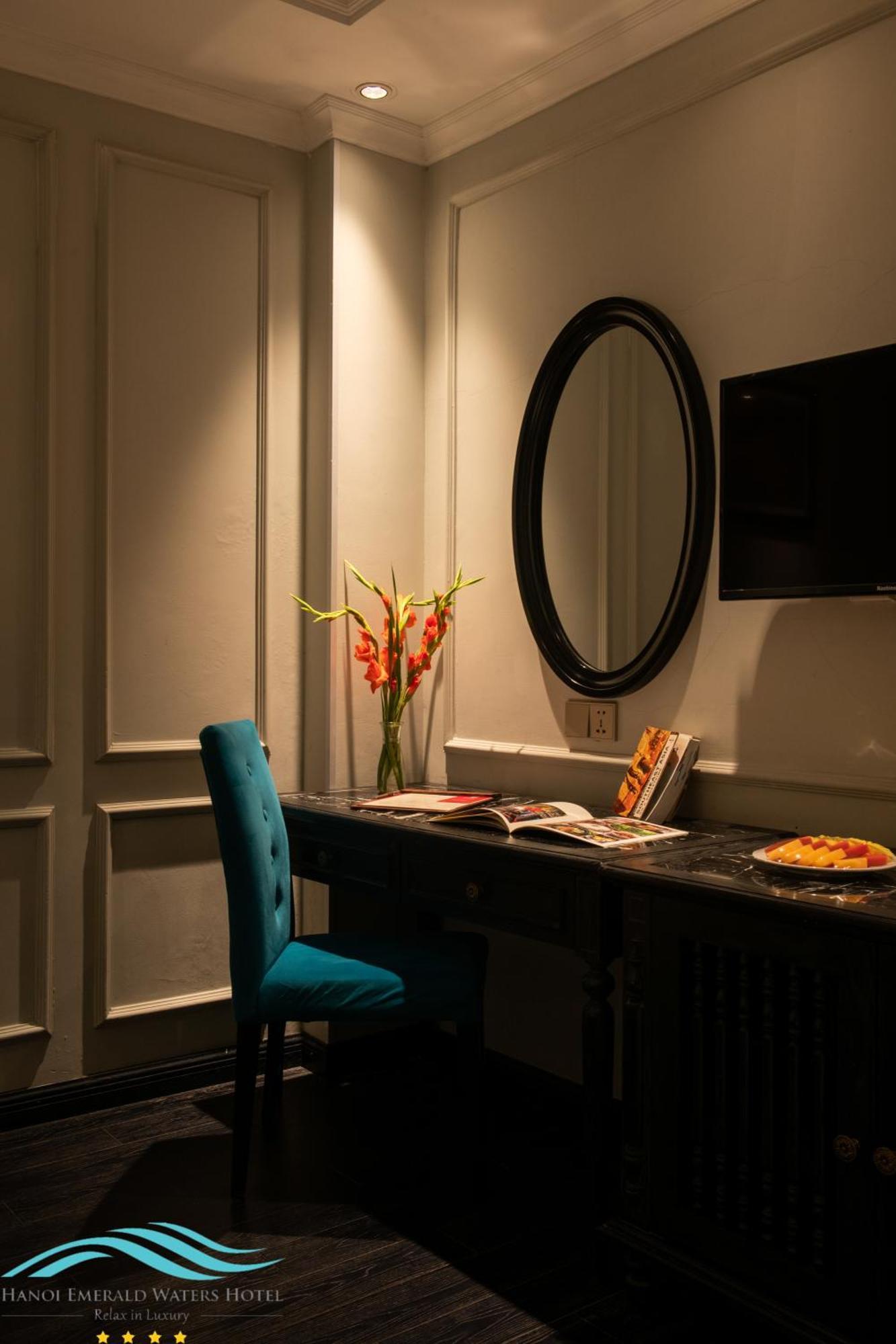 Hanoi Emerald Waters Hotel Valley Bagian luar foto