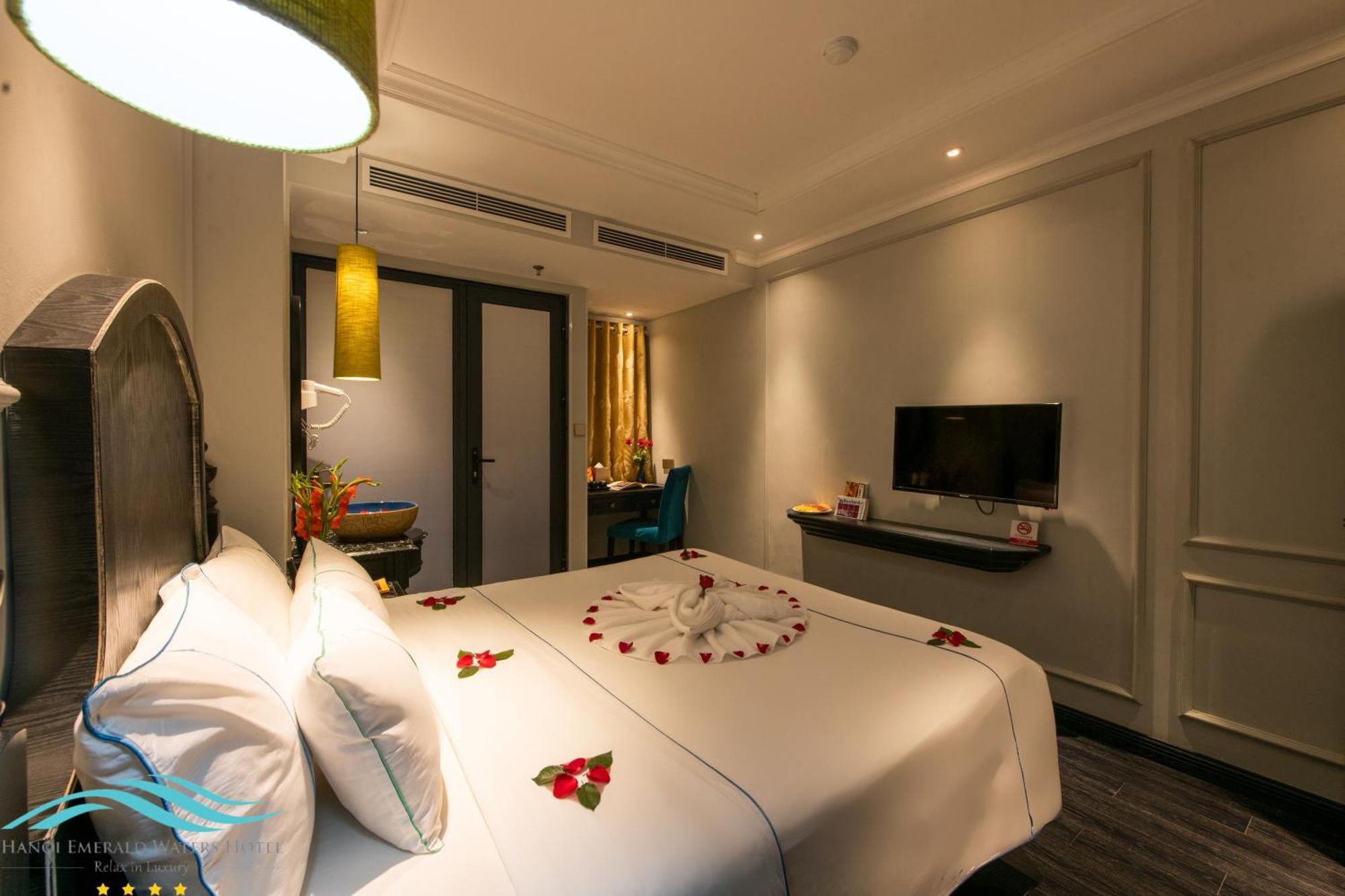 Hanoi Emerald Waters Hotel Valley Bagian luar foto