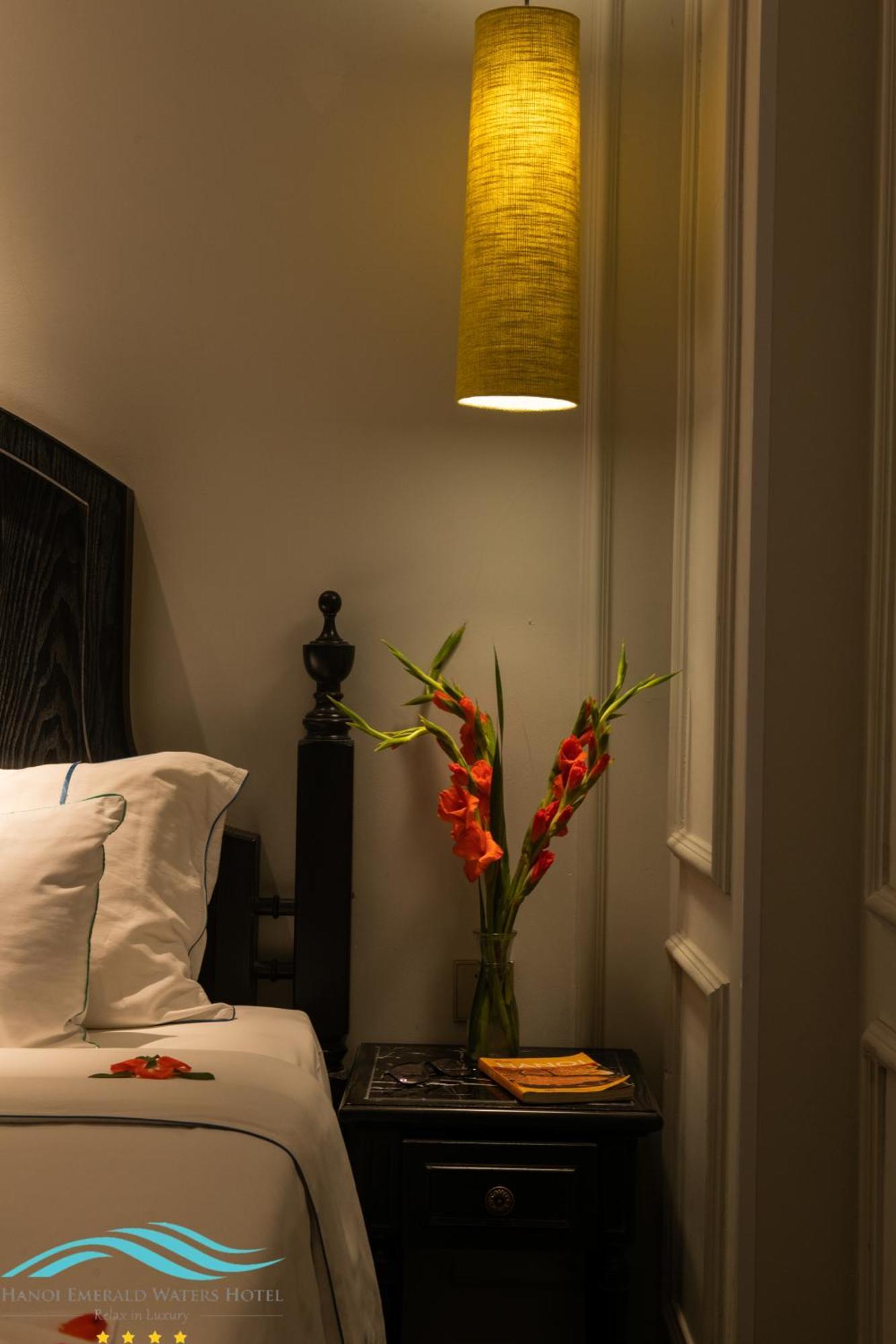 Hanoi Emerald Waters Hotel Valley Bagian luar foto